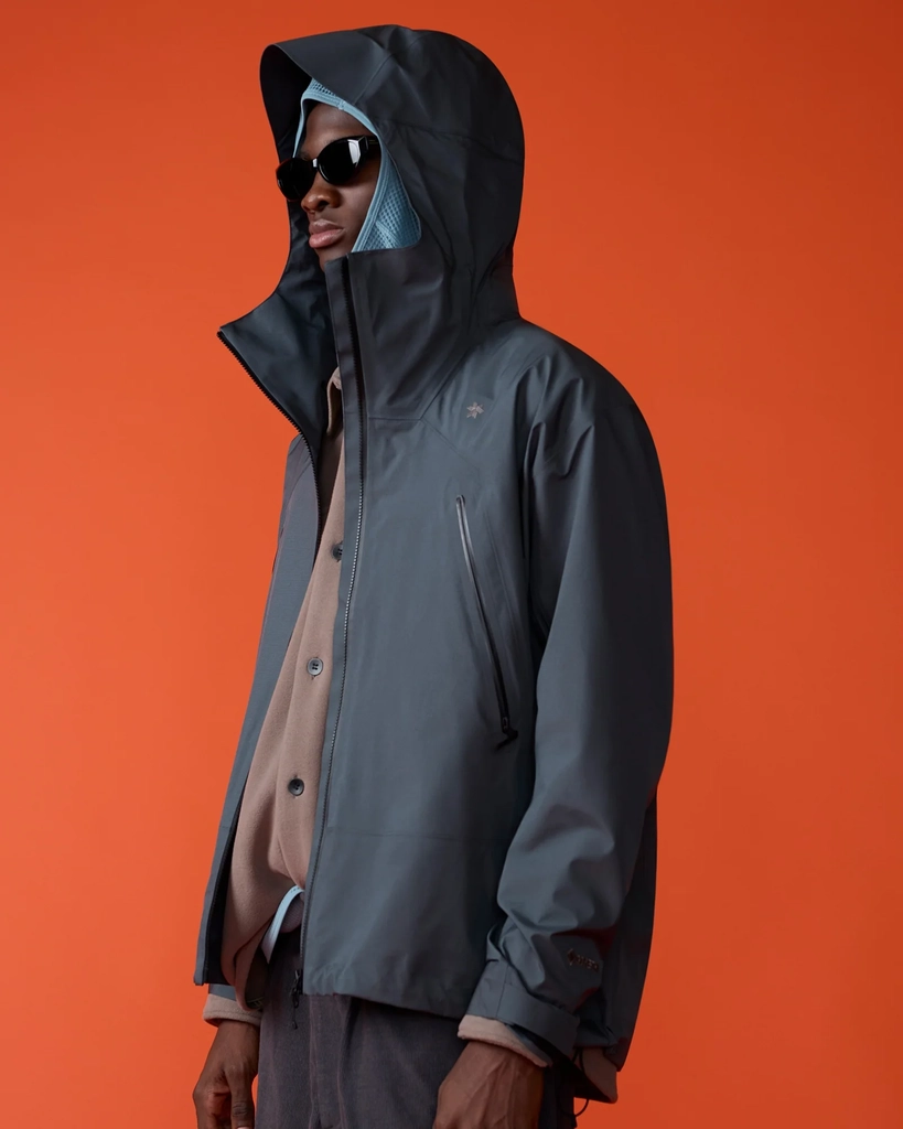 wf light half zip pullover