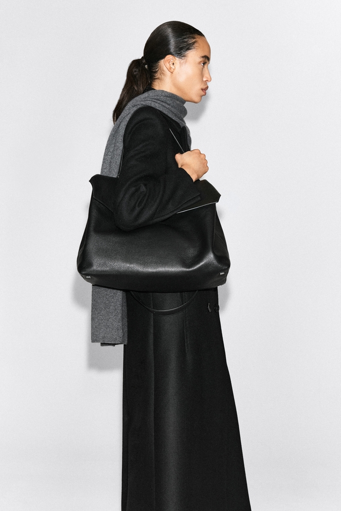 oversized soft flap bag - leather