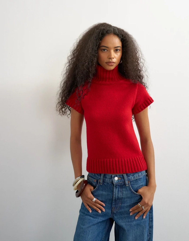 Topshop Strikket Ribtop Med Ståkrave Og Korte Ærmer - Rød