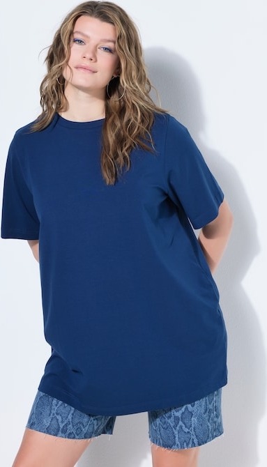 lang t-shirt med rund hals og korte ærmer