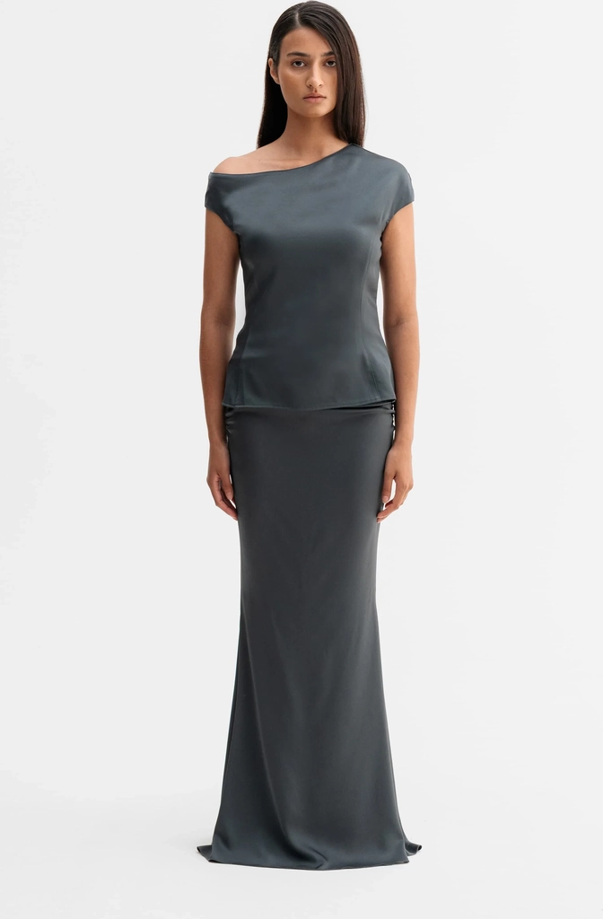 chika top dark grey