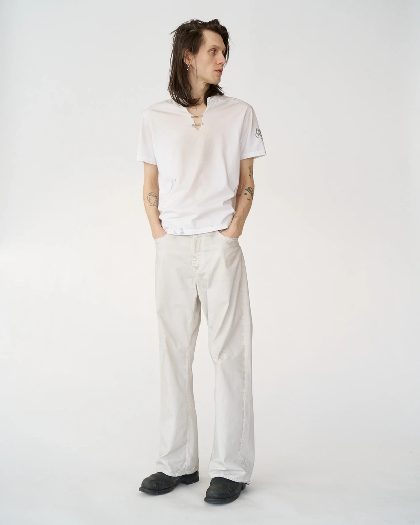 dirty-washed tee / dirty white