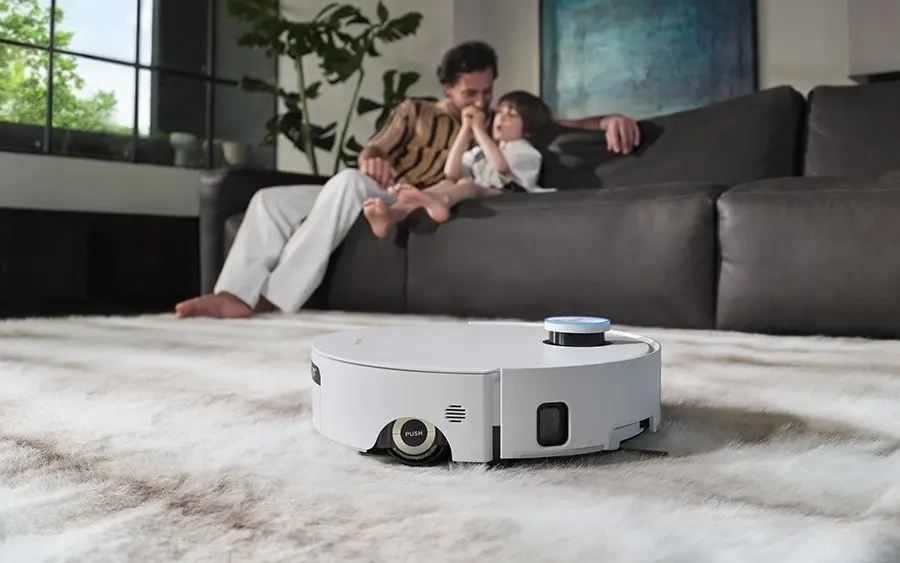 dreame aqua10 ultra roller robotstøvsuger med basestation