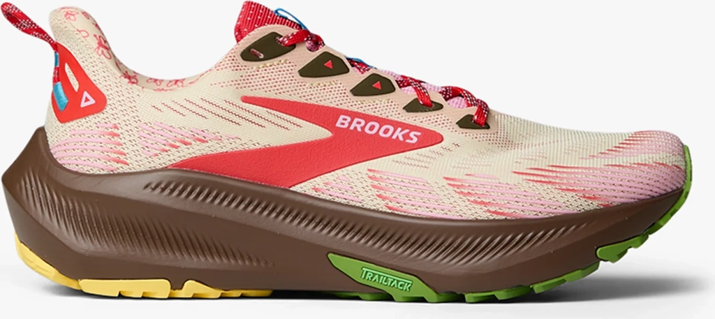 alex zono x brooks in poppyred & brown