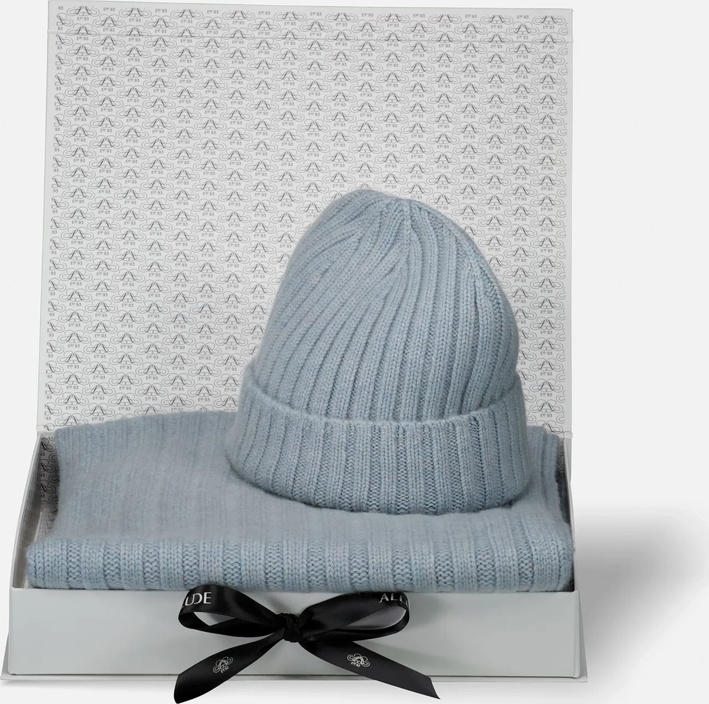 schal aus cashmere in blau