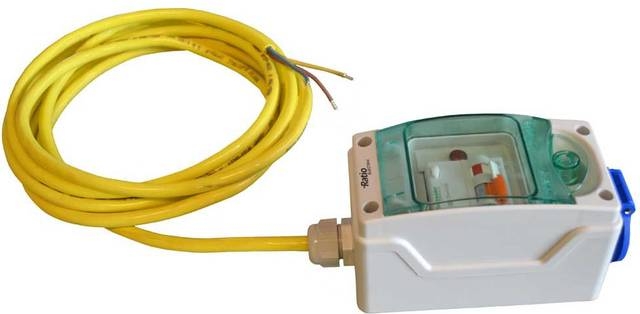 Vetus El-Kabinet RCBO Enkelt Schuko Stikkontakt 30mA 16A