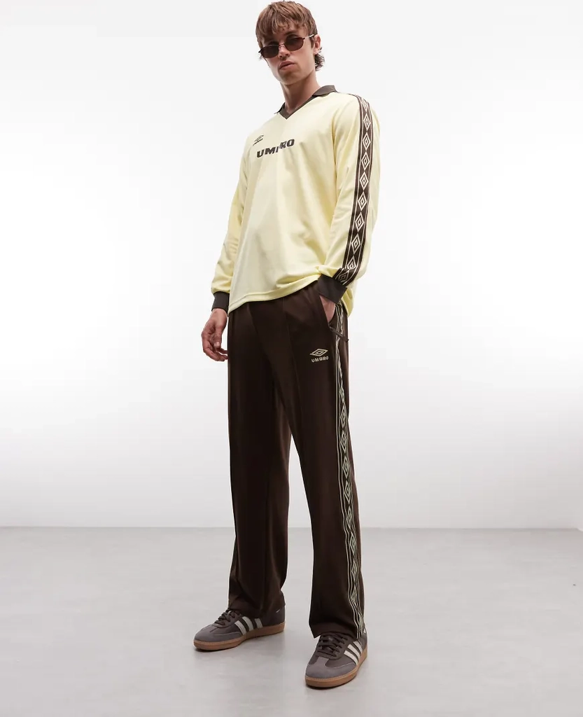 Umbro - Brune træningsshorts med bånd-Brown