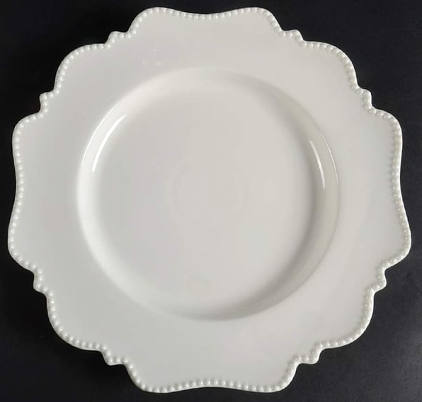 pinpoint dinner plate by red vanilla