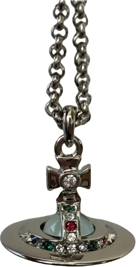necklacevivienne westwood